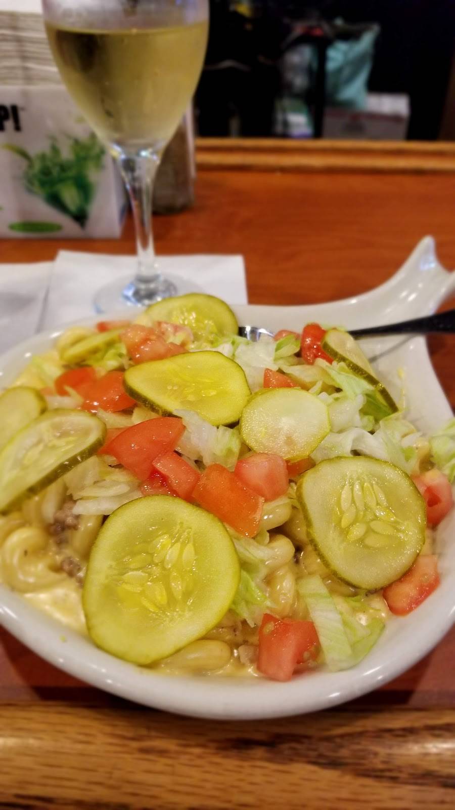 The Chamber Bar & Grill | restaurant | 906 E Colby St, Whitehall, MI 49461, USA | 2318936720 OR +1 231-893-6720