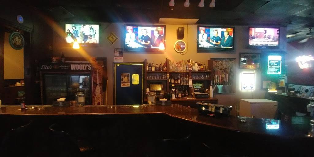 Wooly ClubHouse Restaurant & Bar | restaurant | 565 S Jefferson Ave, Cookeville, TN 38501, USA | 9318540117 OR +1 931-854-0117