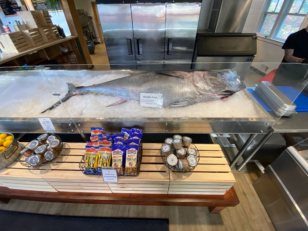 New England Fishmongers | restaurant | 57 State Rd, Kittery, ME 03904, USA | 2079949219 OR +1 207-994-9219