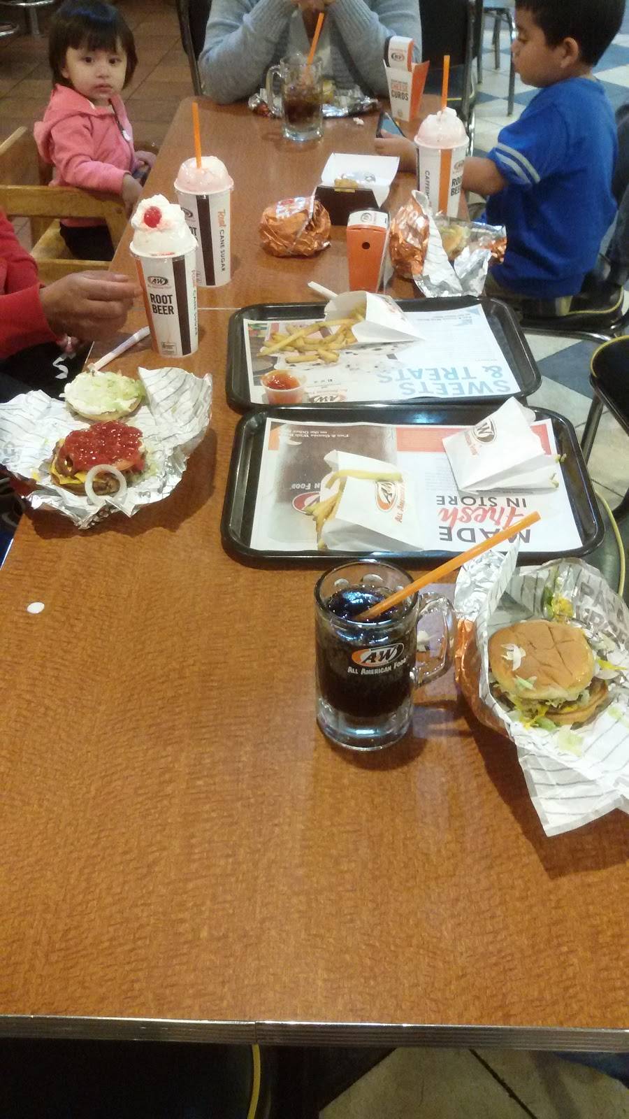 A&W Restaurant | restaurant | 5070 US-141, Oconto, WI 54153, USA | 9208349283 OR +1 920-834-9283