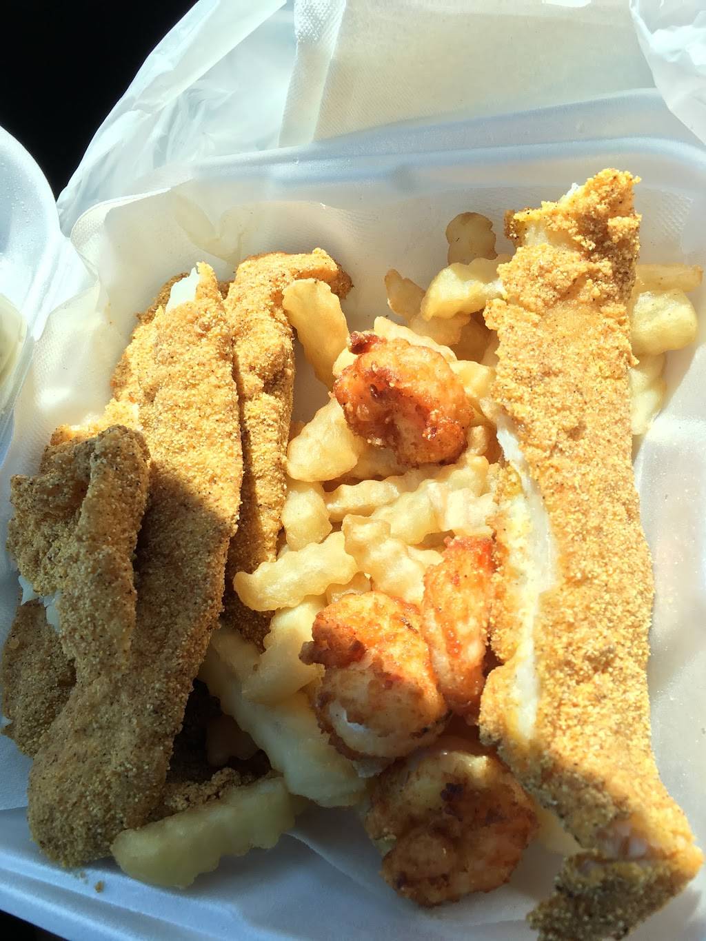 LT New Orleans Seafood Market | restaurant | 585 Joseph E Lowery Blvd SW, Atlanta, GA 30310, USA | 4045001954 OR +1 404-500-1954