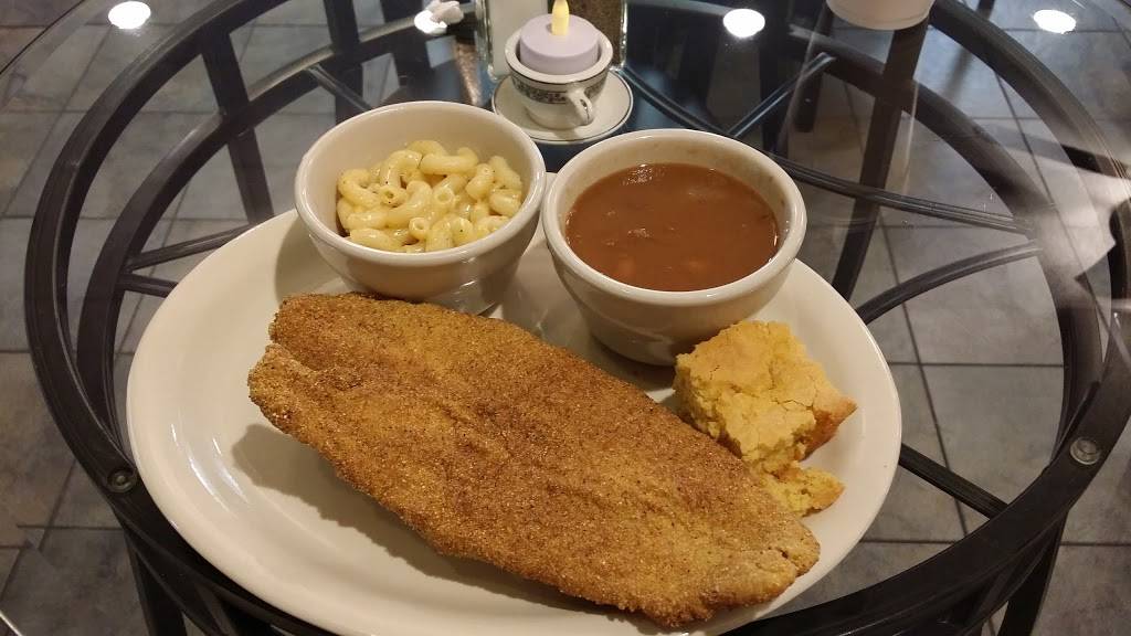 Ruth’s Southern Soul Food Tea Room | restaurant | 1047 Jeff Rd NW #9, Huntsville, AL 35806, USA | 2564257744 OR +1 256-425-7744