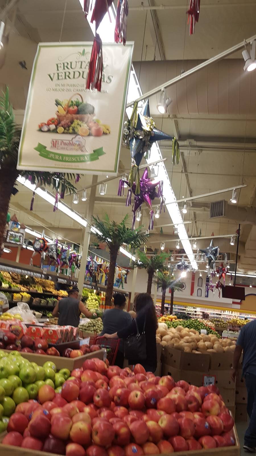 Cardenas Markets | bakery | 1070 S White Rd, San Jose, CA 95127, USA | 4088566461 OR +1 408-856-6461