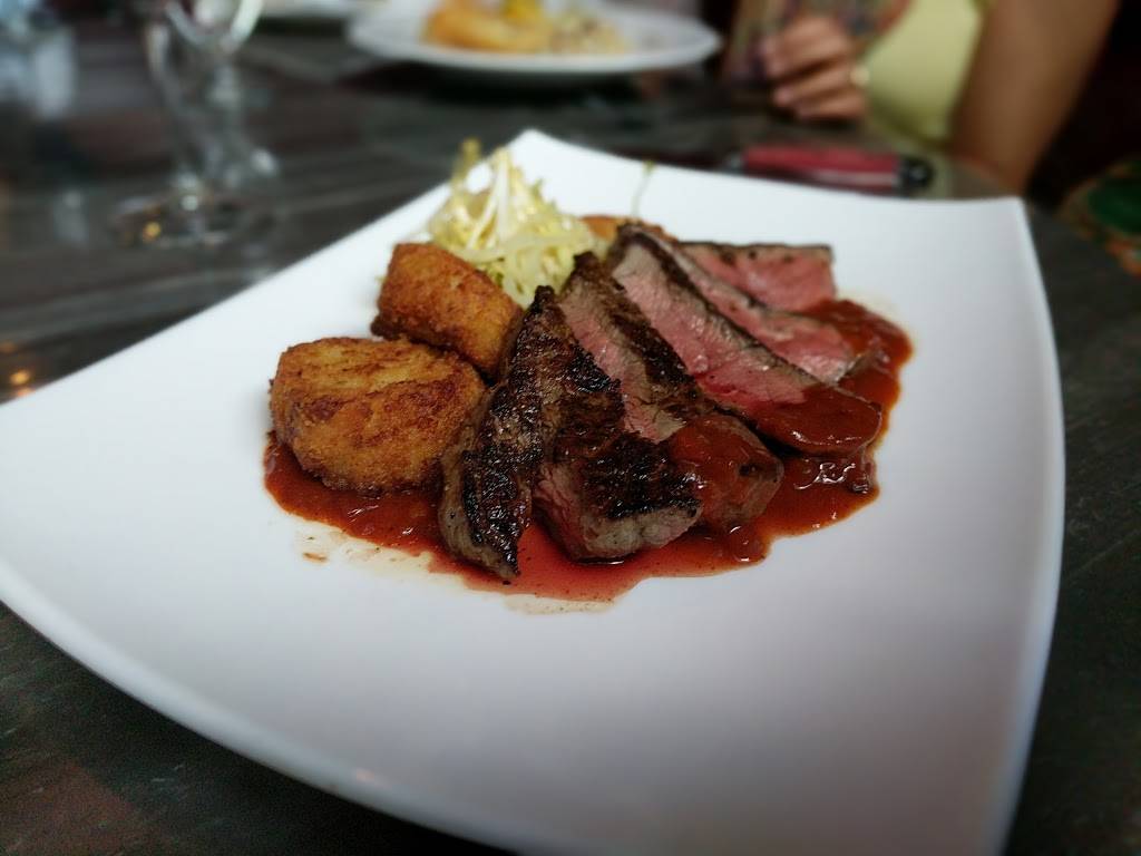 Eat Street Social | restaurant | 18 W 26th St, Minneapolis, MN 55404, USA | 6127676850 OR +1 612-767-6850