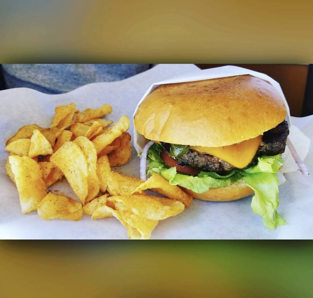 3 Mundos Sandwich Shop | restaurant | 2233 N Fremont St, Monterey, CA 93940, USA | 8313240369 OR +1 831-324-0369