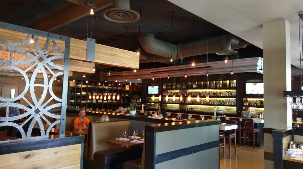 Paul Martins America | restaurant | 101 Hillsdale Shopping Ctr, San Mateo, CA 94403, USA | 6502127400 OR +1 650-212-7400