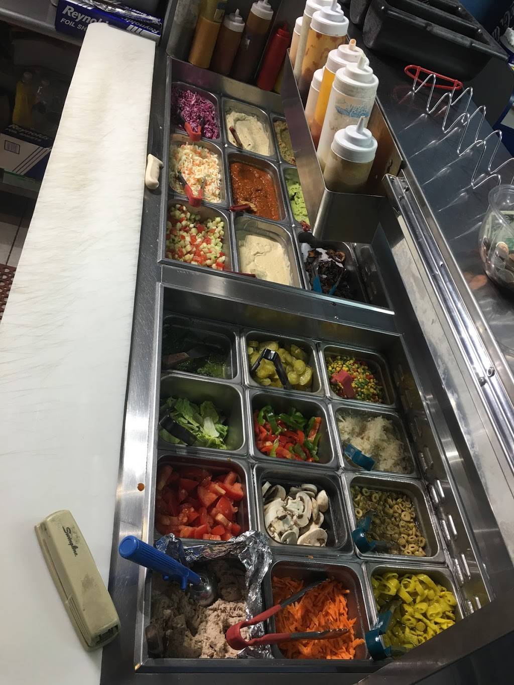 Baguette Express | meal takeaway | 1013 E 14th St, Brooklyn, NY 11230, USA | 7188727222 OR +1 718-872-7222