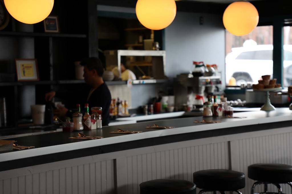 Salmon Bay Cafe | restaurant | 5109 Shilshole Ave NW, Seattle, WA 98107, USA | 2067825539 OR +1 206-782-5539