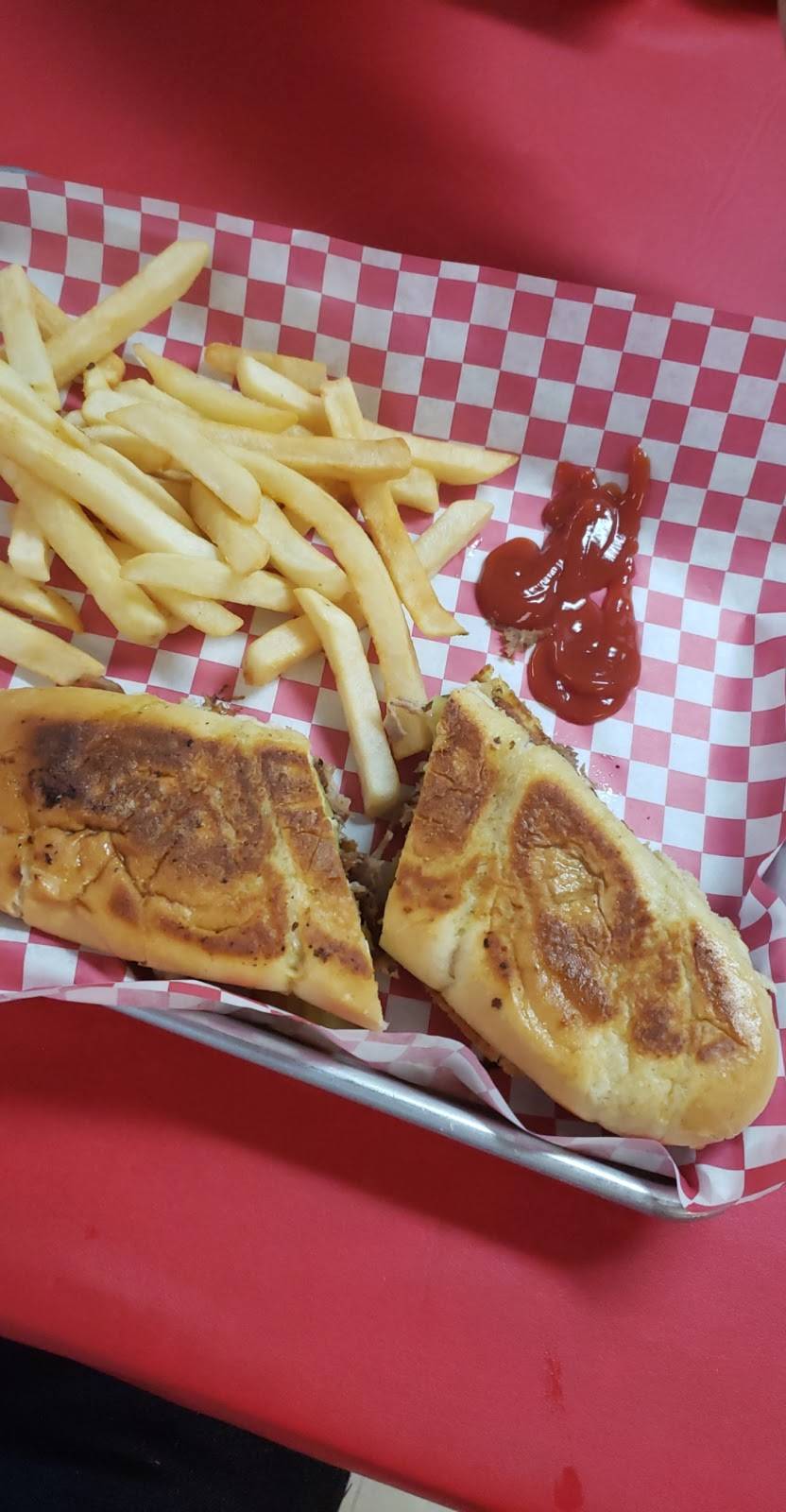 GORDOS AMERICAN EATS | restaurant | 103 Old Robstown Rd, Corpus Christi, TX 78408, USA | 3618848776 OR +1 361-884-8776