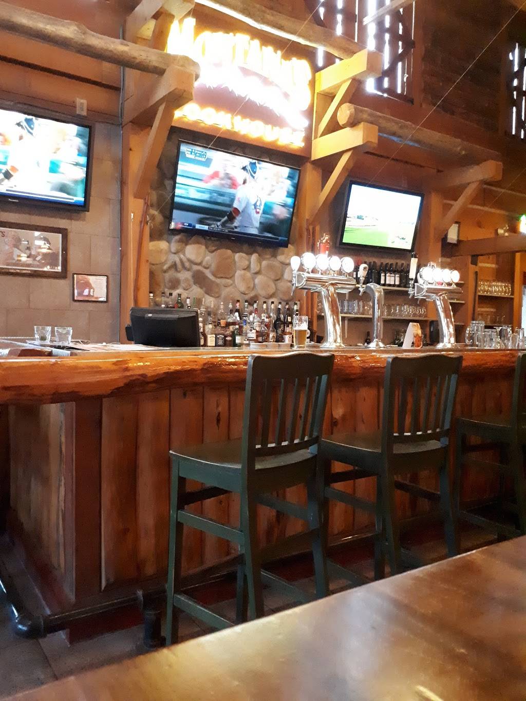 Montanas | restaurant | 79 Balsam St, Collingwood, ON L9Y 3Y6, Canada | 7054440278 OR +1 705-444-0278