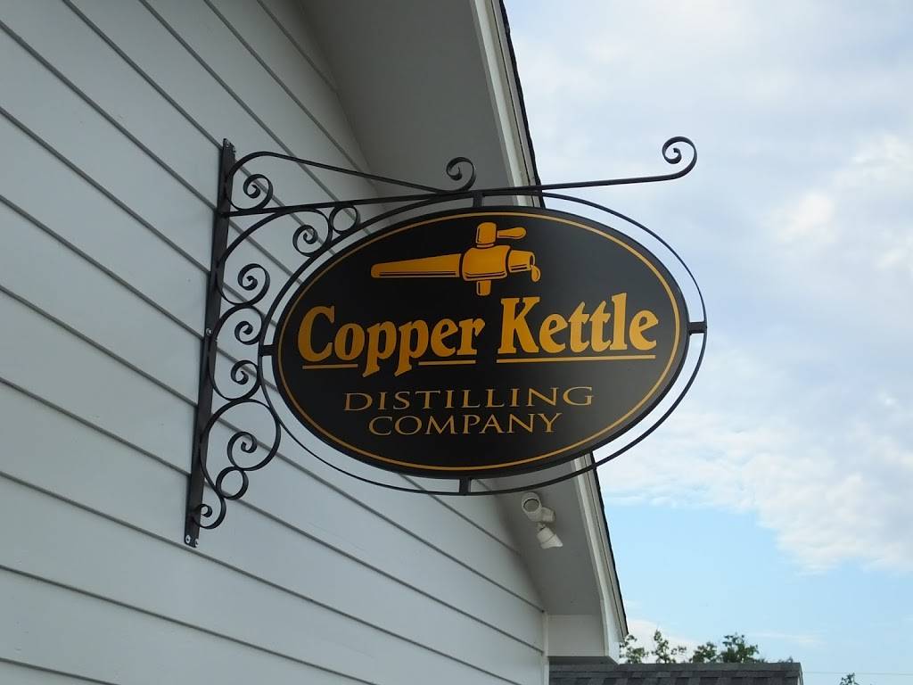 Copper Kettle Distilling Company | restaurant | 939 W Houghton Lake Dr, Prudenville, MI 48651, USA | 9893028200 OR +1 989-302-8200