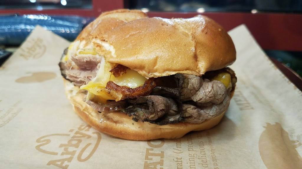 Arbys | restaurant | 110 Pkwy E Dr, Hoover, AL 35244, USA | 2056826820 OR +1 205-682-6820