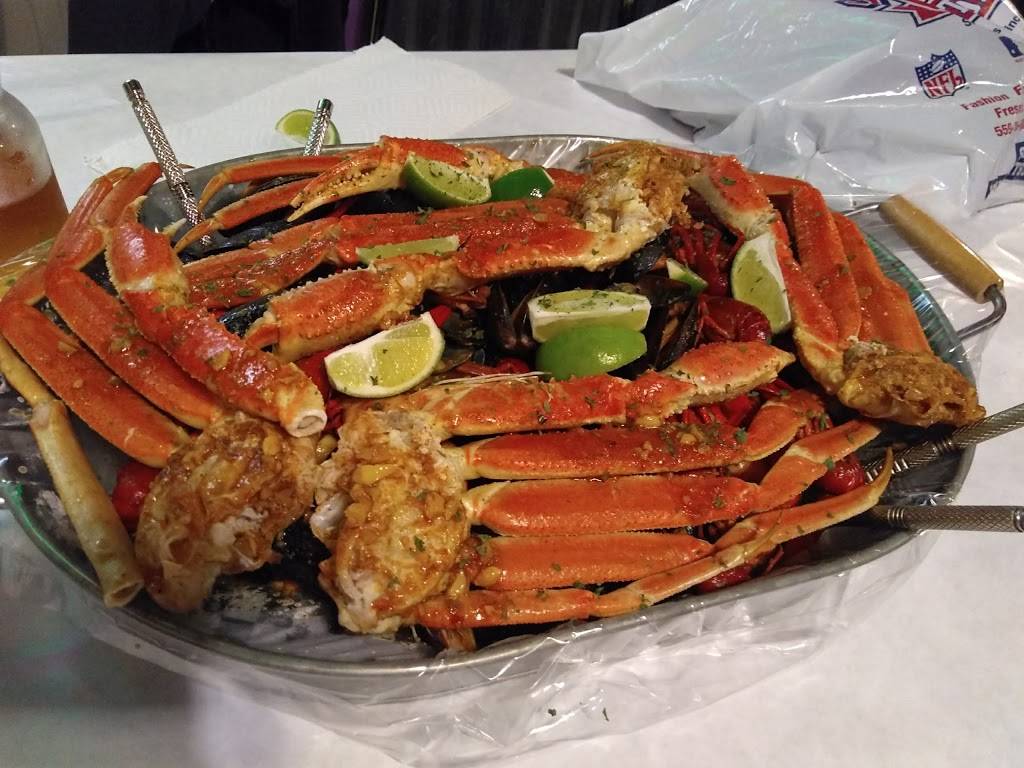 Angry Asian / Crackin Crab Claw | restaurant | 7737 N First St, Fresno, CA 93720, USA | 5594785649 OR +1 559-478-5649