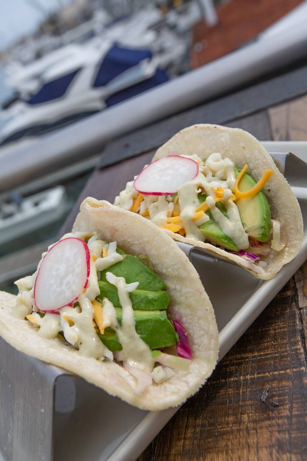 The Peninsula Kitchen & Bar | restaurant | 2406 Newport Blvd, Newport Beach, CA 92663, USA | 9496754444 OR +1 949-675-4444