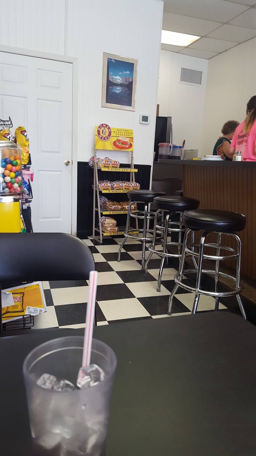 Bennys Sandwich Shop | meal takeaway | 615 N Main St, Marion, SC 29571, USA | 8434234233 OR +1 843-423-4233