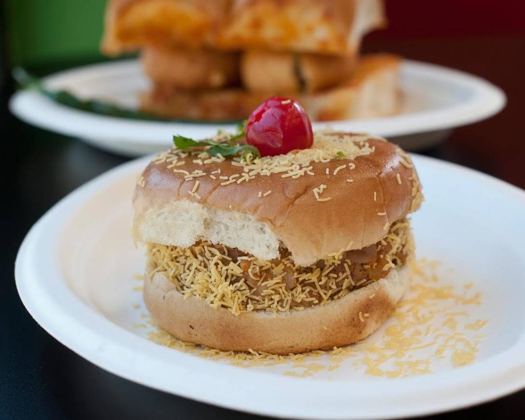 DESI STREET FOOD | restaurant | 2610 Tuckernuck Dr, Henrico, VA 23294, USA | 8045255530 OR +1 804-525-5530