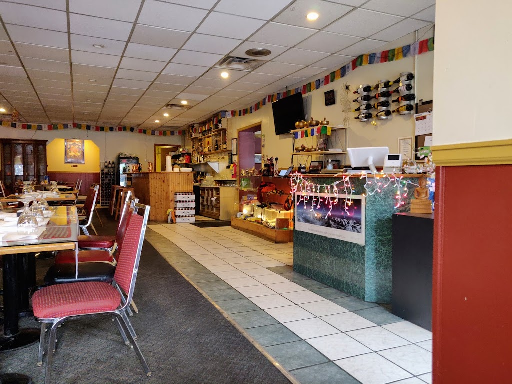 Gurus Restaurant | restaurant | 448 E Main St, Montrose, CO 81401, USA | 9702528777 OR +1 970-252-8777