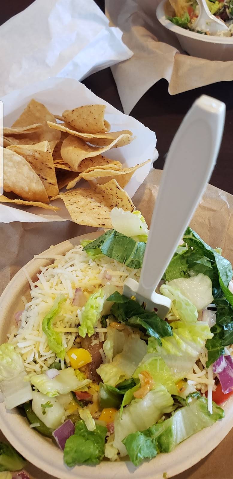 QDOBA Mexican Eats | restaurant | 4200 S East St #42, Indianapolis, IN 46227, USA | 3175156198 OR +1 317-515-6198