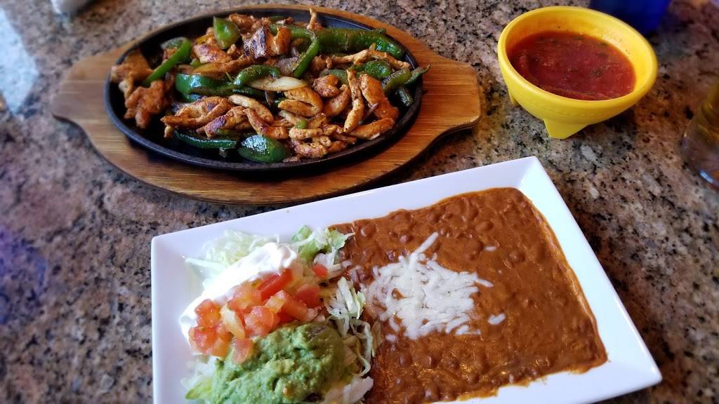 Mariachi Mexican Restaurant Bar and Grill | restaurant | 1818 W War Memorial Dr, Peoria, IL 61614, USA | 3094313109 OR +1 309-431-3109