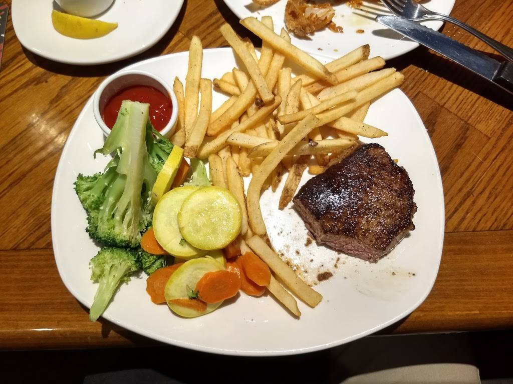 Outback Steakhouse | restaurant | 505 Highland Oaks Dr, Winston-Salem, NC 27103, USA | 3367604329 OR +1 336-760-4329