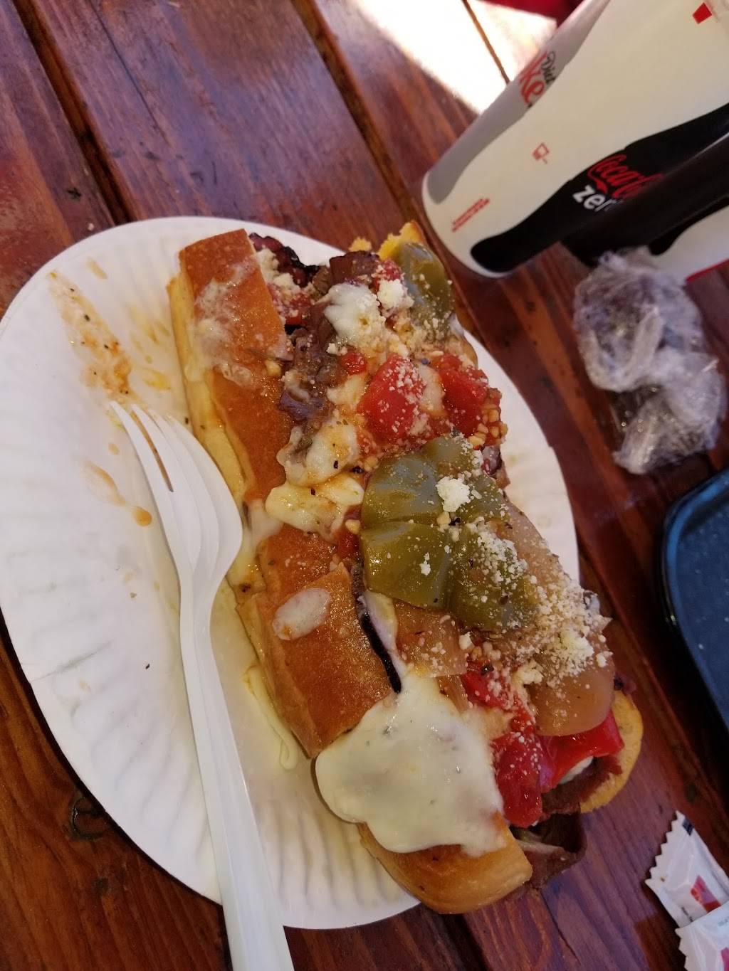 Rockys Roadhouse | restaurant | 32150 Hilltop Blvd, Running Springs, CA 92382, USA | 9099390501 OR +1 909-939-0501