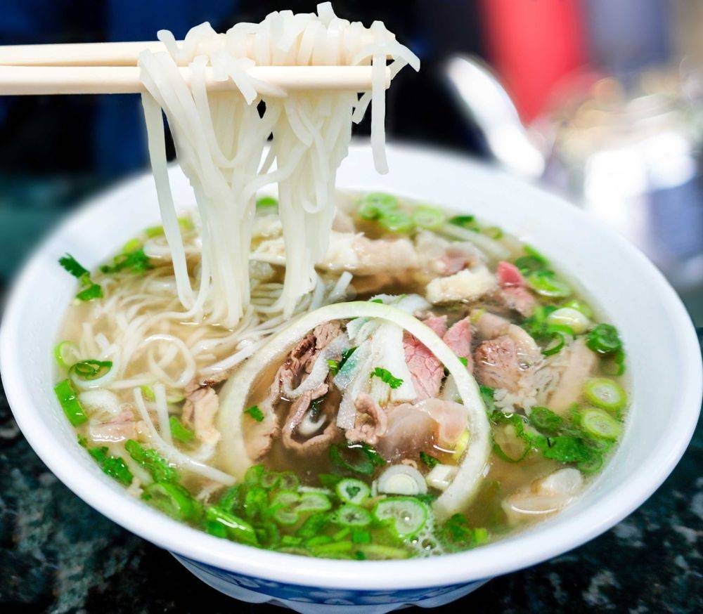 Pho Ngon | restaurant | 5810 Kingstowne Center, Alexandria, VA 22315, USA | 5712579205 OR +1 571-257-9205