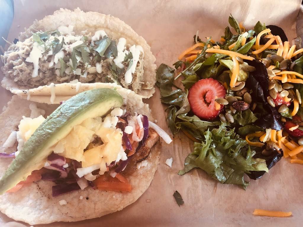 Sangria on the Burg | restaurant | 5115 Fredericksburg Rd, San Antonio, TX 78229, USA | 2102653763 OR +1 210-265-3763