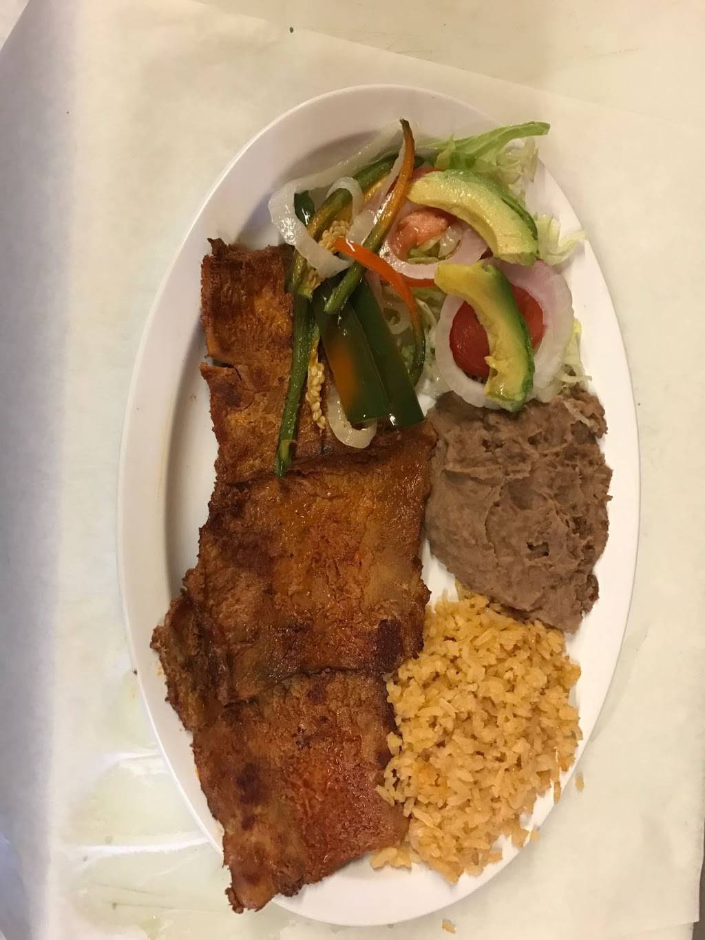 8 regiones comida oaxaqueña | restaurant | 633 W Hueneme Rd, Oxnard, CA 93033, USA | 8054884221 OR +1 805-488-4221