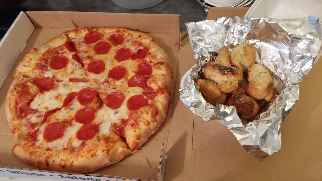 E and L Pizza | restaurant | 2810 34th St N, St. Petersburg, FL 33713, USA | 7275227437 OR +1 727-522-7437