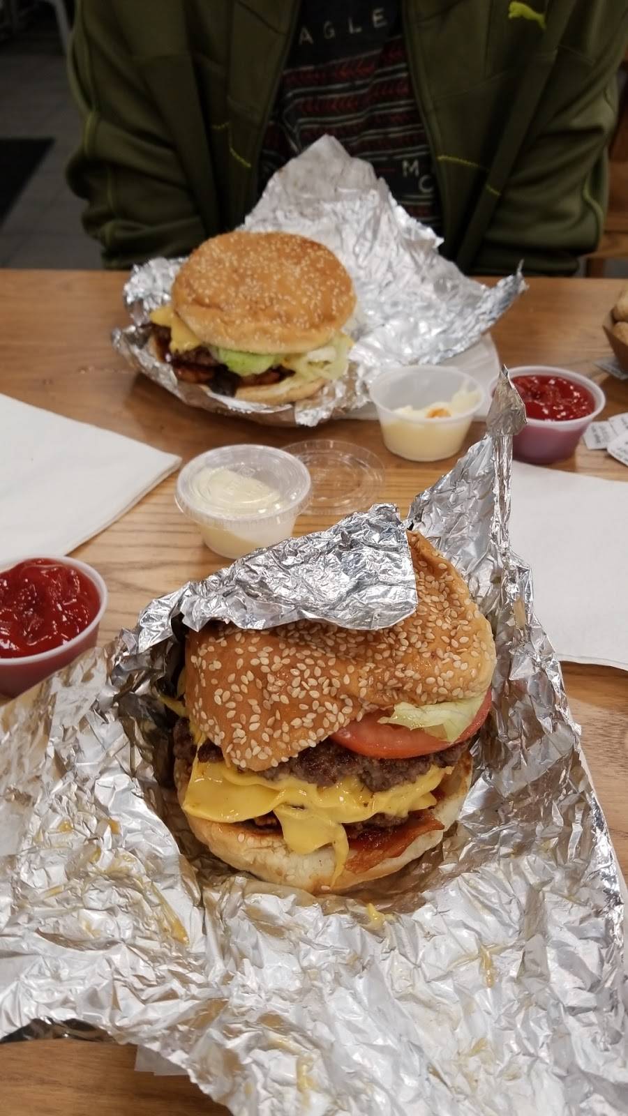 Five Guys | meal takeaway | 8944 J M Keynes Dr, Charlotte, NC 28262, USA | 7049191724 OR +1 704-919-1724