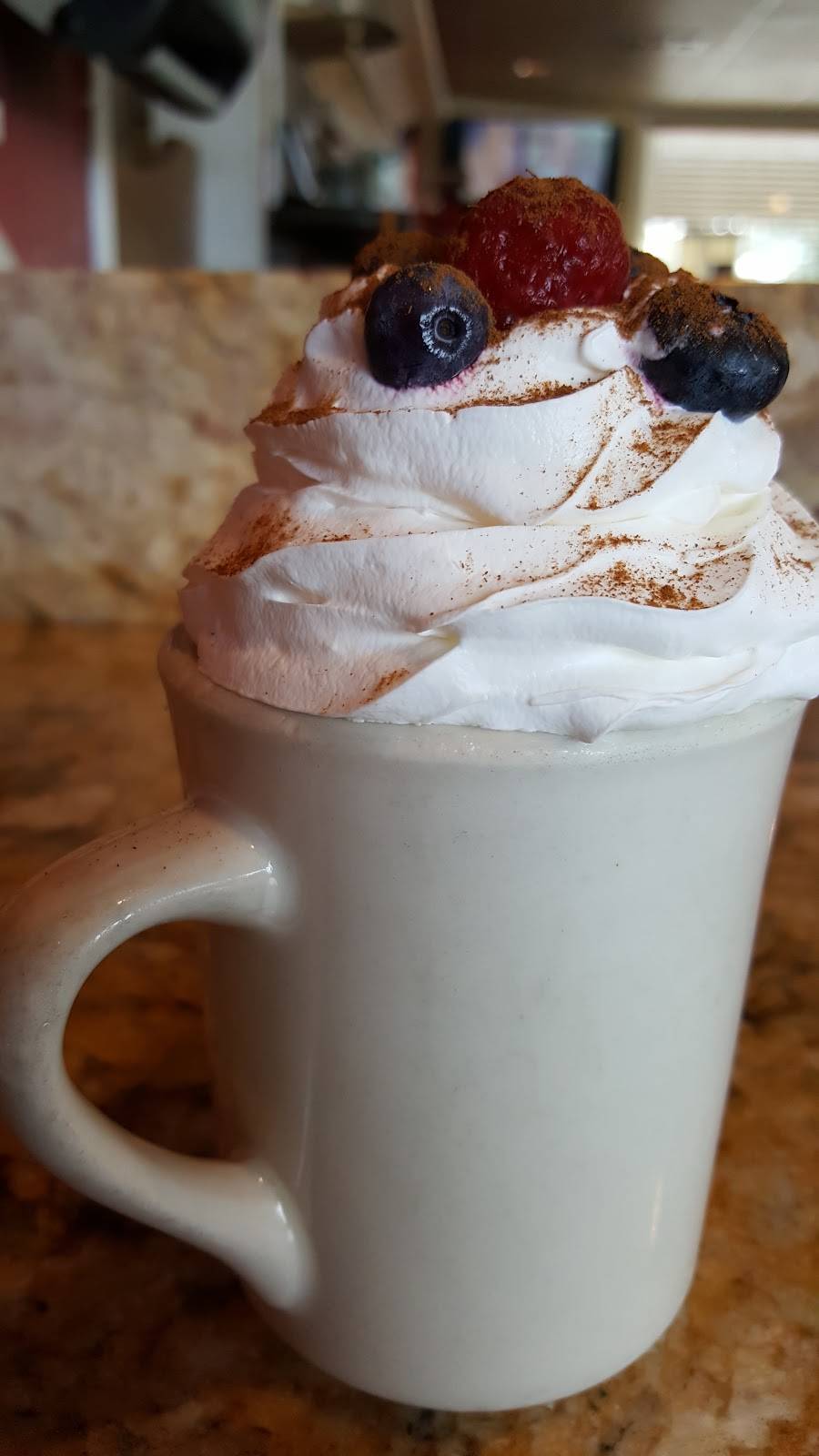 Cindys Restaurant | restaurant | 526 N Golden State Blvd, Turlock, CA 95380, USA | 2096641108 OR +1 209-664-1108