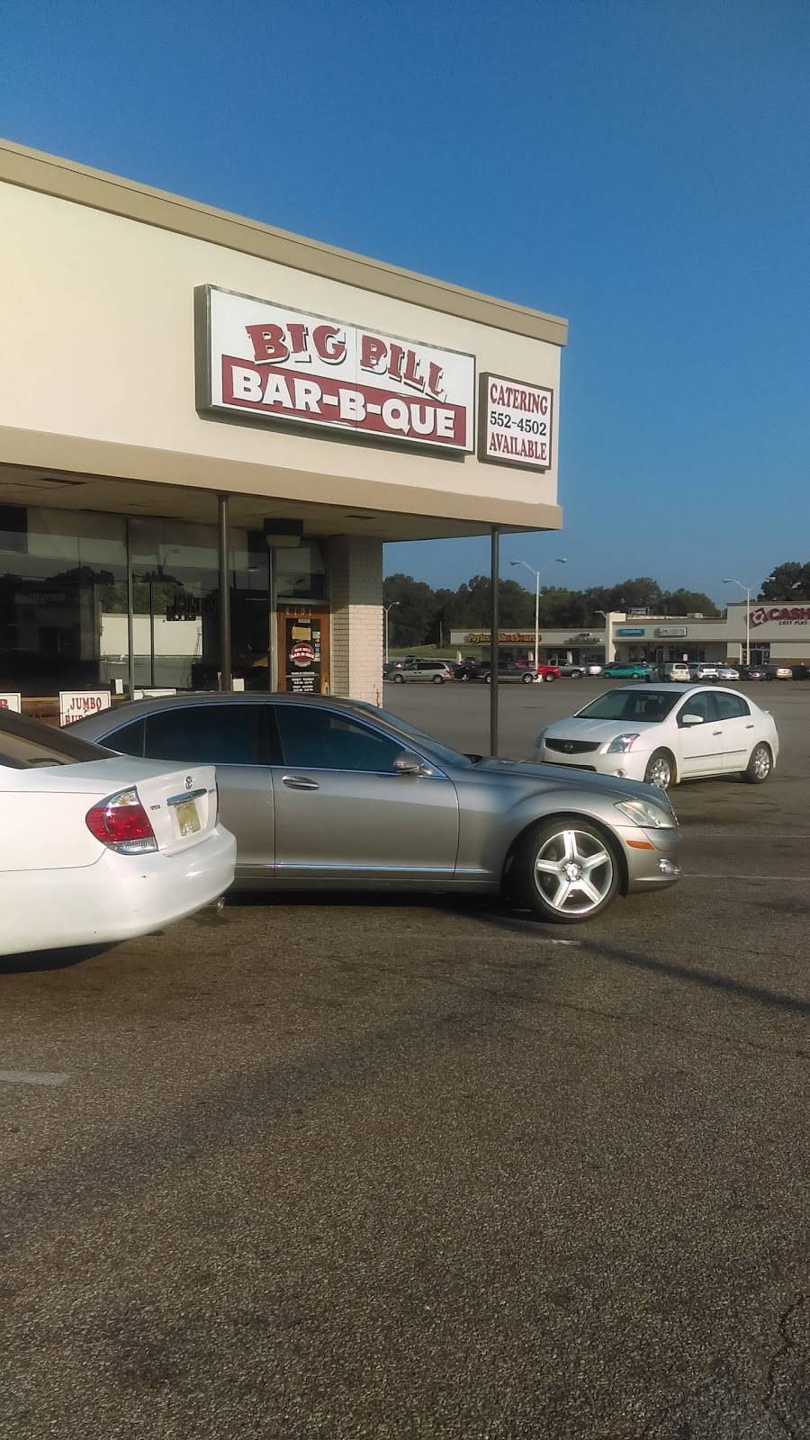 Big Bill BBQ | restaurant | 4101 Elvis Presley Blvd, Memphis, TN 38116, USA | 9015524502 OR +1 901-552-4502