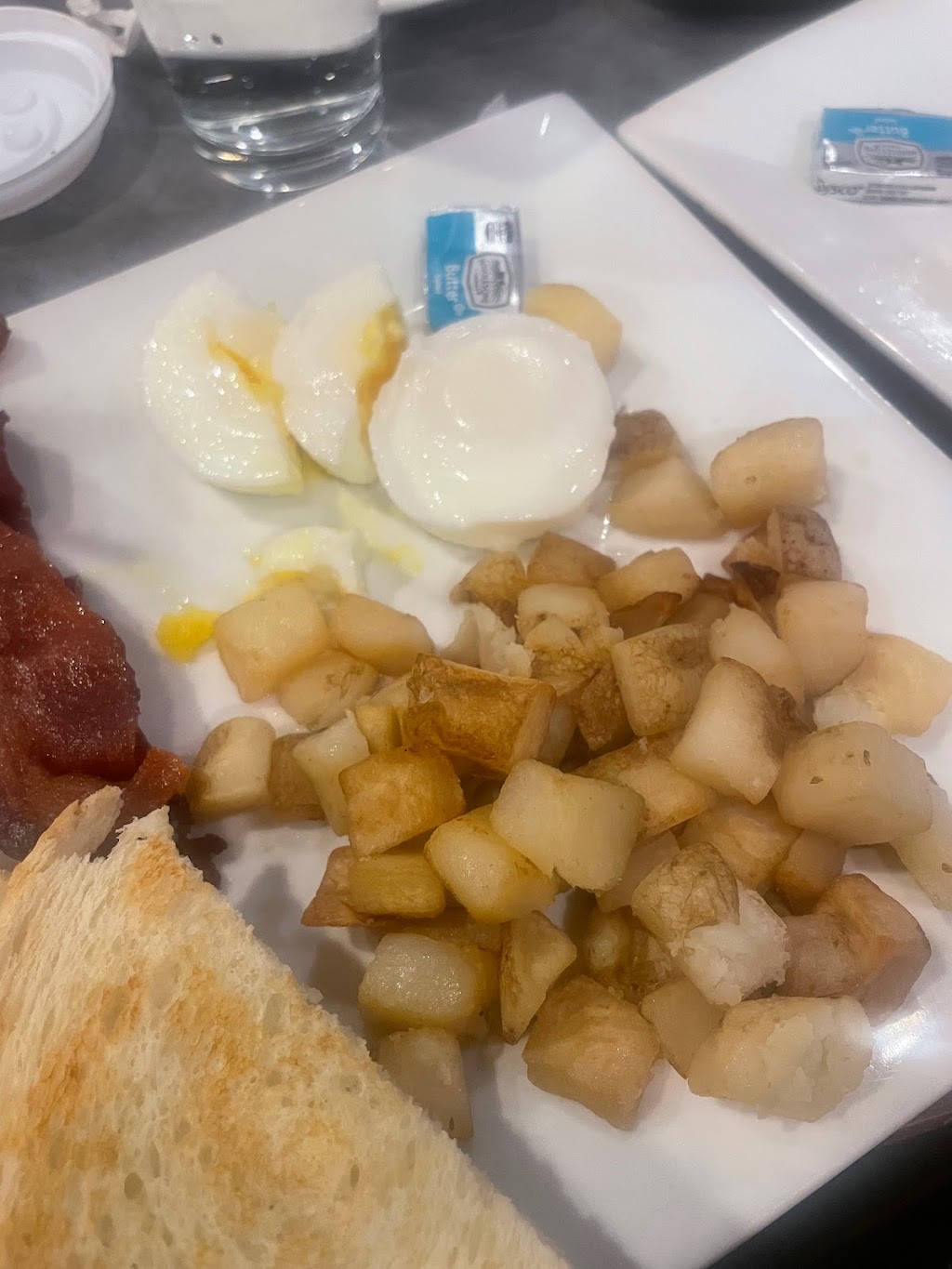 Grand Valley Grill | restaurant | 2751 Crossroads Blvd, Grand Junction, CO 81506, USA | 9704245888 OR +1 970-424-5888