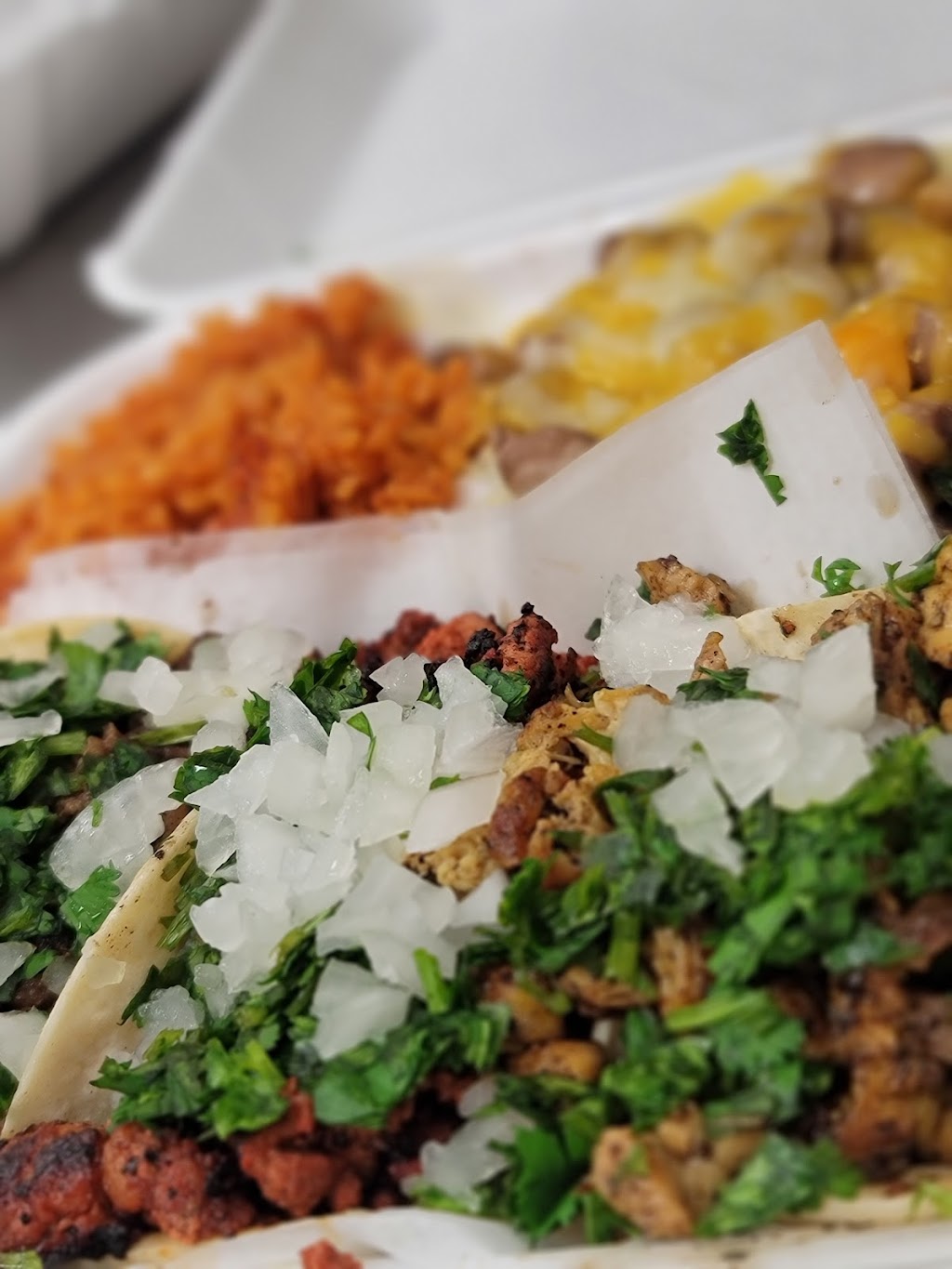 California Tacos Restaurant & Catering | restaurant | 1637 N Garey Ave, Pomona, CA 91767, USA | 9097295039 OR +1 909-729-5039