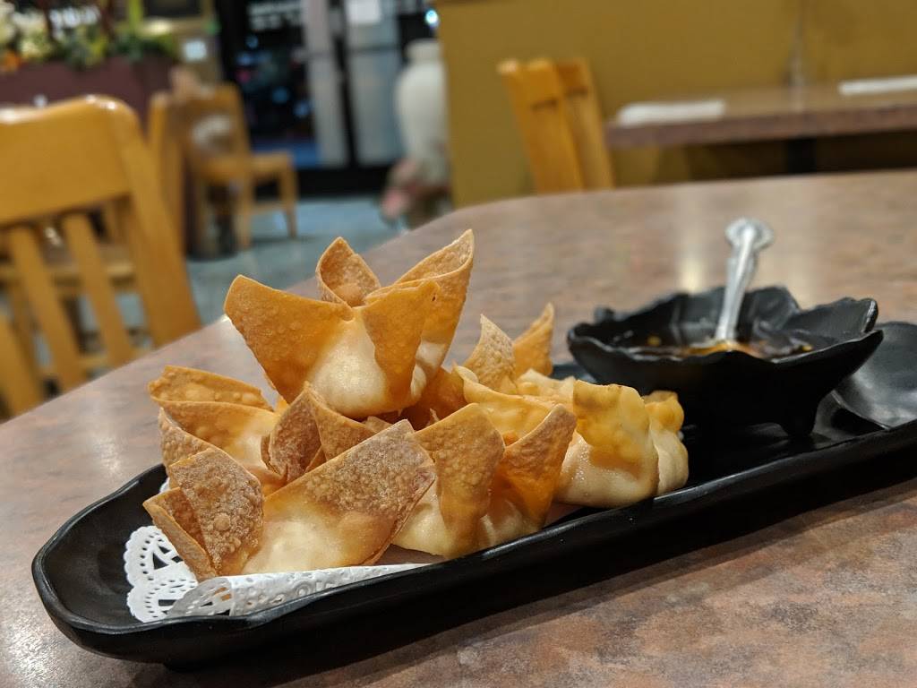 Modern Thai Restaurant | restaurant | 1806, 2557 Via Campo, Montebello, CA 90640, USA | 3237249245 OR +1 323-724-9245