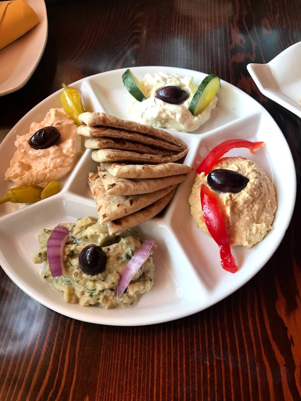 Koutouki Greek Cuisine | restaurant | 5745 Ferry St, Niagara Falls, ON L2G 1S8, Canada | 9053546776 OR +1 905-354-6776