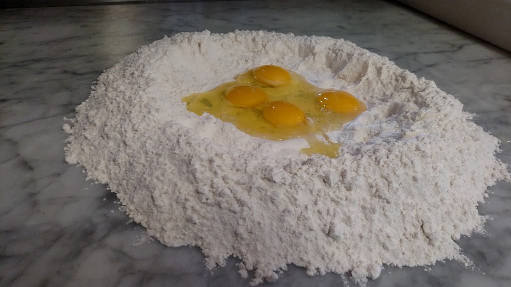 Avellino Pizza & Grille | restaurant | 445 Ridgedale Ave, East Hanover, NJ 07936, USA | 9738872821 OR +1 973-887-2821