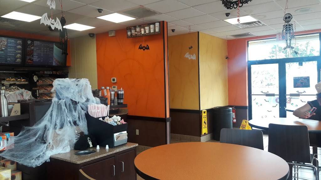 Dunkin | cafe | 5555 Roosevelt Blvd, Jacksonville, FL 32244, USA | 9043841284 OR +1 904-384-1284