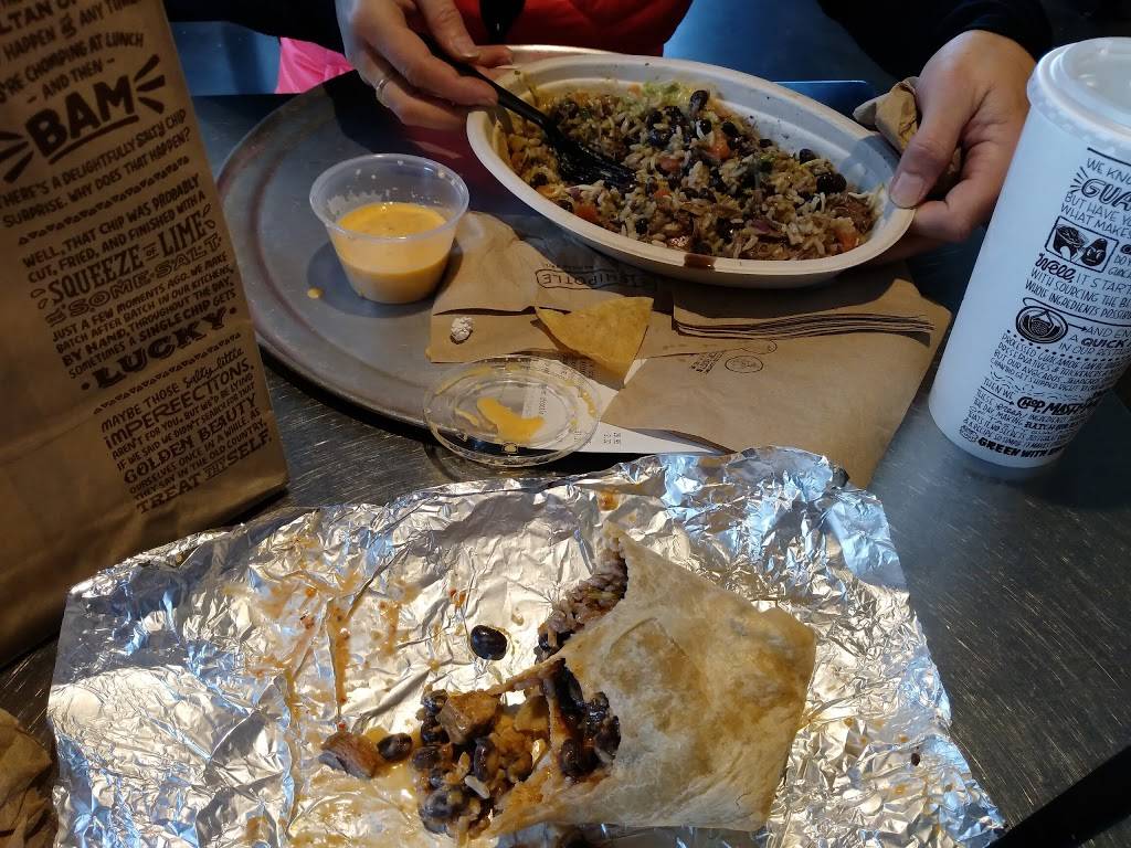 Chipotle Mexican Grill | restaurant | 3852 NY-31, Liverpool, NY 13090, USA | 3156224973 OR +1 315-622-4973