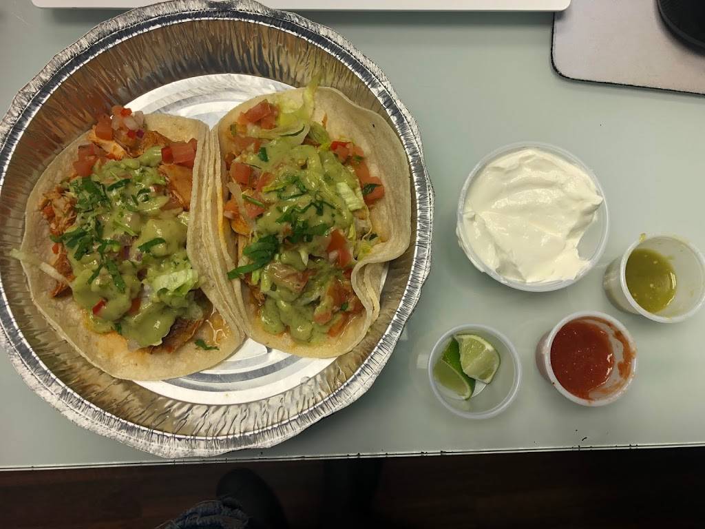 El Guapo Tacos & Tequila | restaurant | 52 E Old Country Rd, Mineola, NY 11501, USA | 5163079905 OR +1 516-307-9905