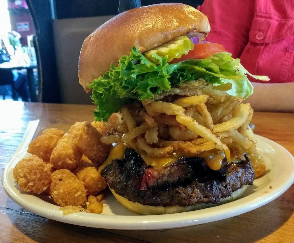 M & M Ranch House | restaurant | 645 Antelope Blvd #1, Red Bluff, CA 96080, USA | 5305271420 OR +1 530-527-1420