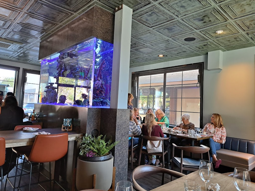 Tonys Galley | restaurant | 722 Village Ct, Santa Rosa, CA 95405, USA | 7073037007 OR +1 707-303-7007