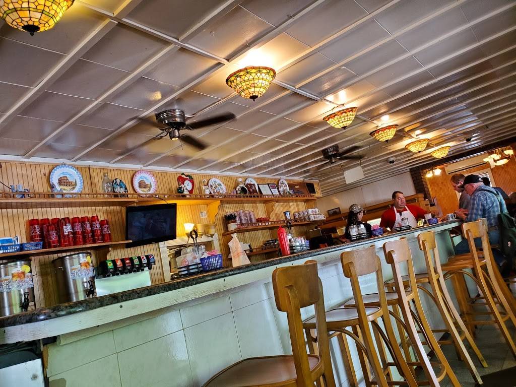 Mineral Restaurant | restaurant | 42 Davis Hwy, Mineral, VA 23117, USA | 5408944927 OR +1 540-894-4927