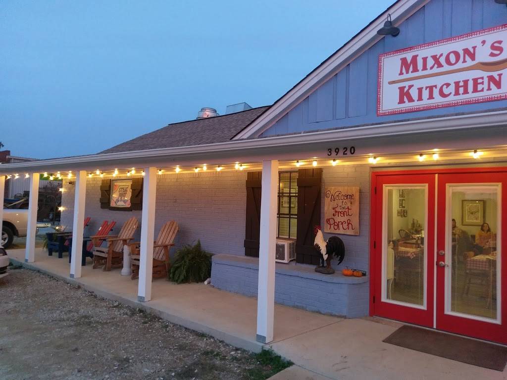 Mixons Kitchen | restaurant | 3920 MS-305, Hernando, MS 38632, USA | 6622330999 OR +1 662-233-0999