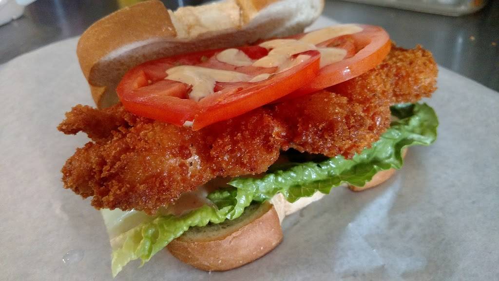 Muncheez | restaurant | 6640 Collins Ave, Miami Beach, FL 33141, USA | 3058688282 OR +1 305-868-8282