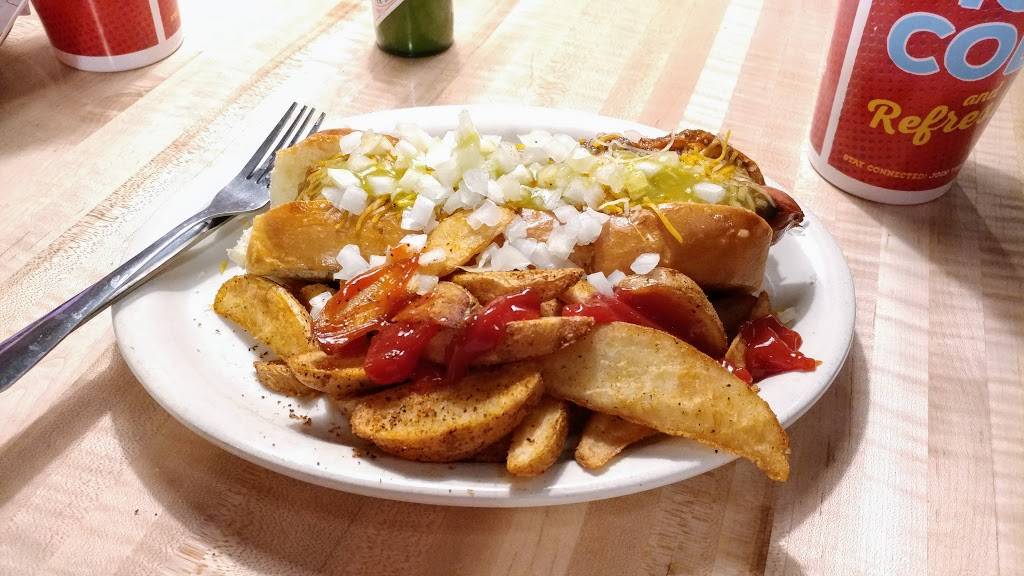 Fuddruckers | restaurant | 1592A Rockville Pike, Rockville, MD 20852, USA | 3014683501 OR +1 301-468-3501