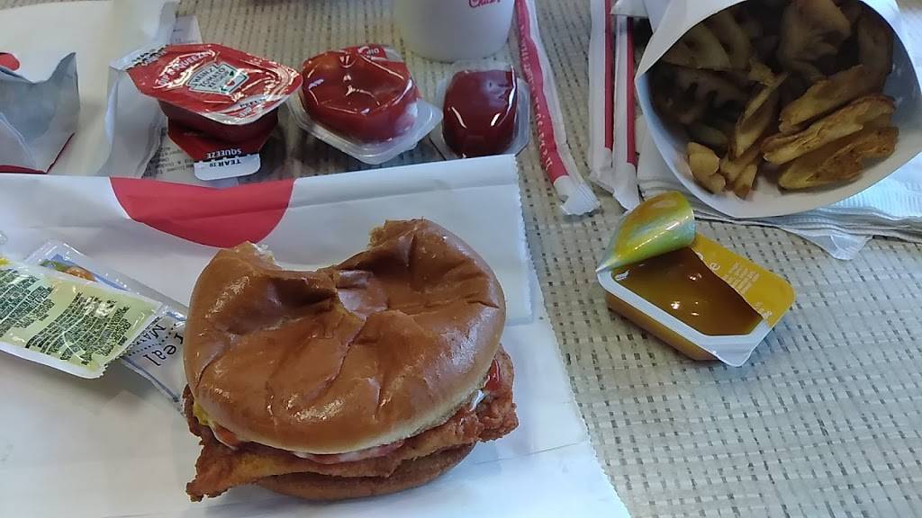 Chick-fil-A | restaurant | 12310 W Dodge Rd, Omaha, NE 68154, USA | 4028848654 OR +1 402-884-8654