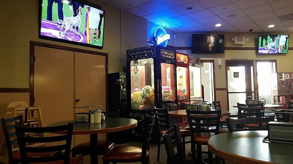 Round Table Pizza | meal delivery | 1717 Fremont Blvd, Seaside, CA 93955, USA | 8313946869 OR +1 831-394-6869