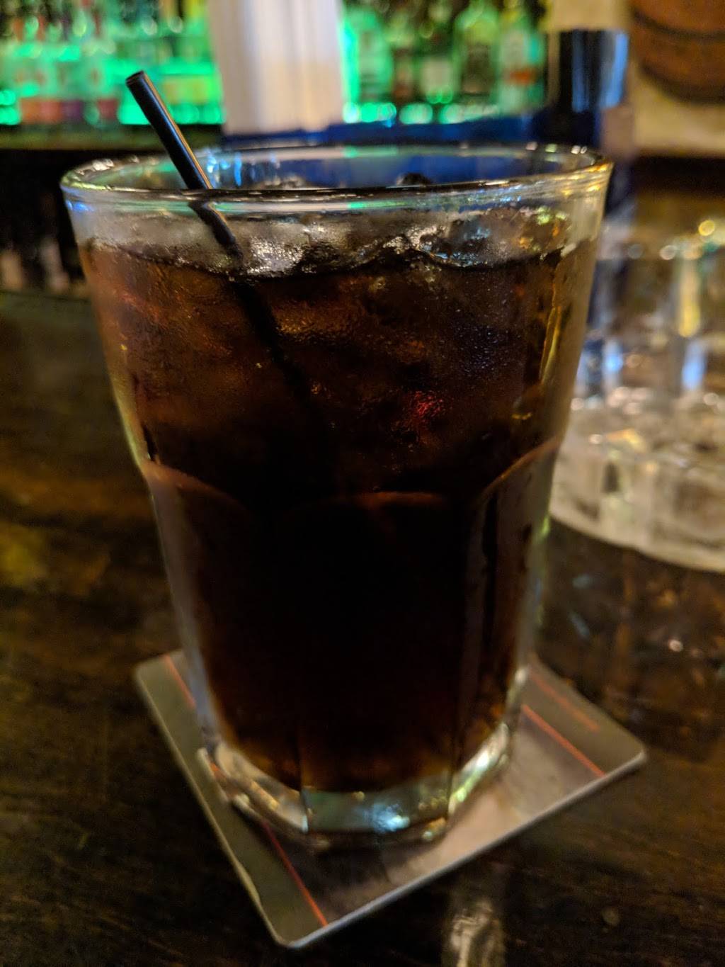 Molly McHughs Irish Pub | restaurant | 111 S Kentucky Ave, Lakeland, FL 33801, USA | 8636866231 OR +1 863-686-6231