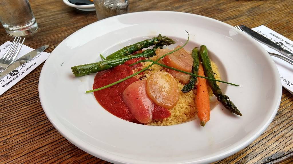 Côtes à Côtes Resto-Grill | restaurant | 21 Rue Sous le Fort, Québec, QC G1K 4G6, Canada | 4186925151 OR +1 418-692-5151